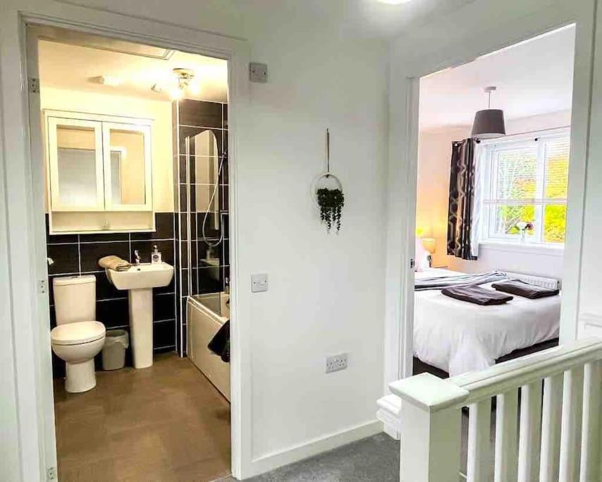 Loch Leven Getaway - 2 Bed House Lägenhet Kinross Exteriör bild